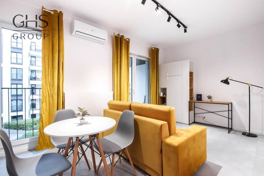 Stylowy Apartament Blisko Dworca Glownego Apartment Krasków Exterior foto