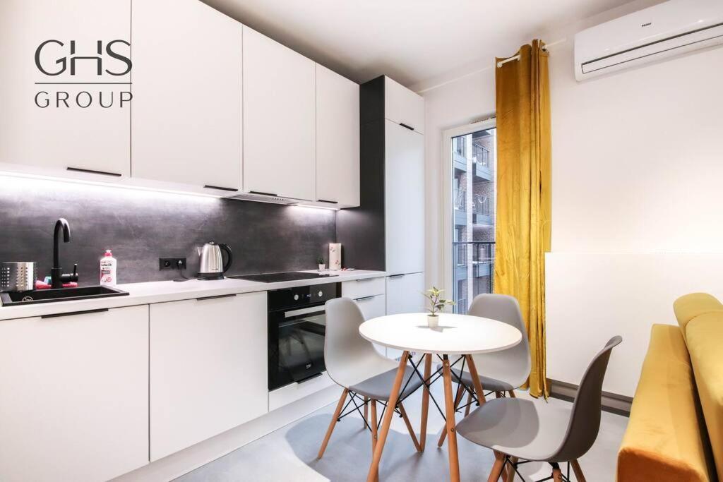 Stylowy Apartament Blisko Dworca Glownego Apartment Krasków Exterior foto